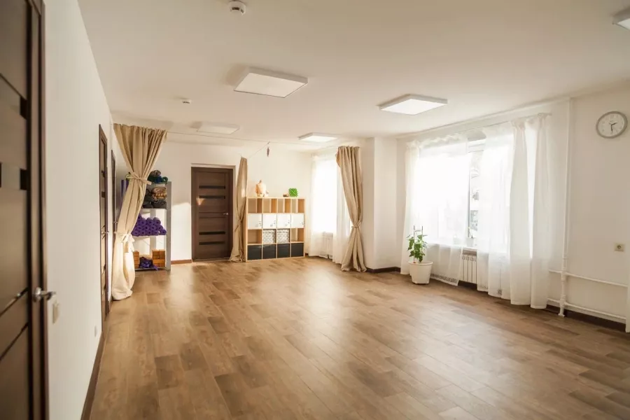 Студия йоги Йога-клуб в Новосибирске: Йога, Тренировка, Фитнес, Зал,