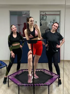 Студия фитнеса на батуте "JumpForSmile"