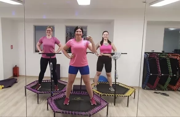 Студия фитнеса на батуте "JumpForSmile"