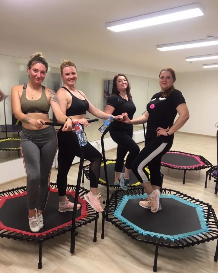 Студия фитнеса на батуте JumpForSmile в Санкт-Петербурге: Батут, Прыжки, Развиваться, Движение , Джампинг,