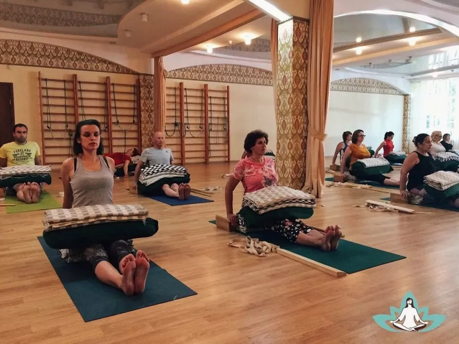 Студия йоги Снежный лотос в Новосибирске: Йога, Фитнес, Тренировка, Зал,