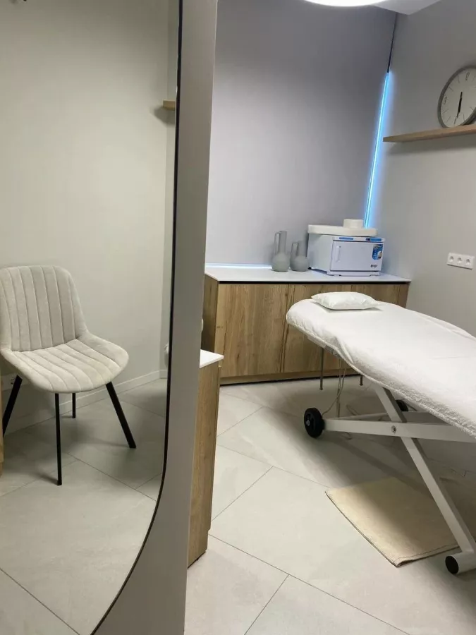 Клуб оздоровительных практик Gururoom в Новосибирске: Йога, Зал, Тренировка, Пилатес,