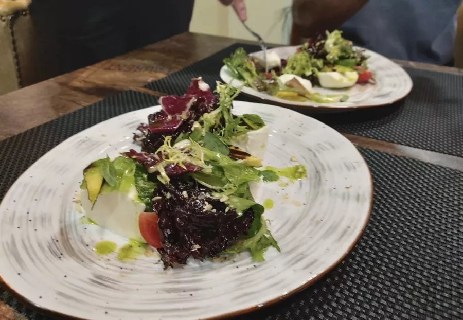 Клуб-ресторан Polyanka bar&kitchen в Москве: Клуб, Бар, Алкоголь , Знакомства , Танцы , Ресторан,
