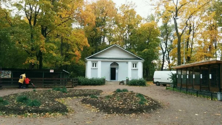 Мини-зоопарк ЦПКиО им. С. М. Кирова в Санкт-Петербурге: Зоопарк, Любимцы, Контактный зоопарк, Экзотариум,