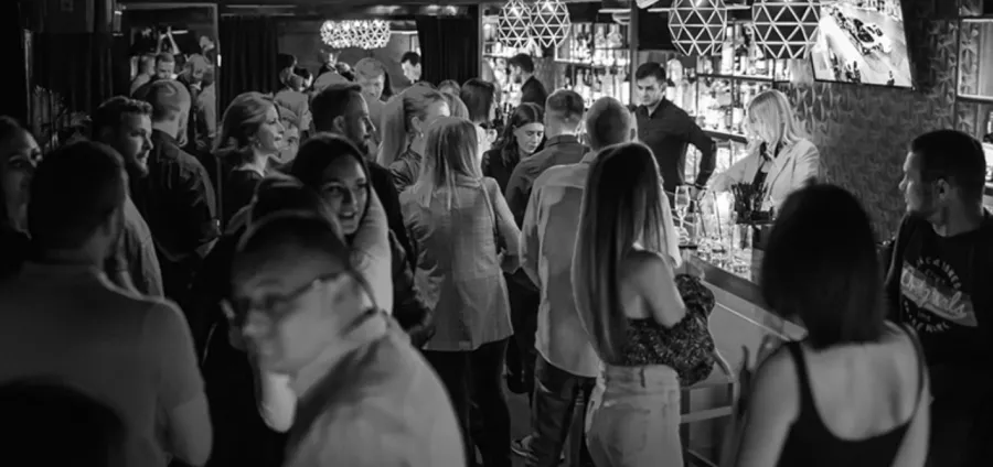 Ночной клуб Secret bar в Калининграде: Дискотека, Вечеринки, Знакомства, Бар, Танцы, Ночной клуб,