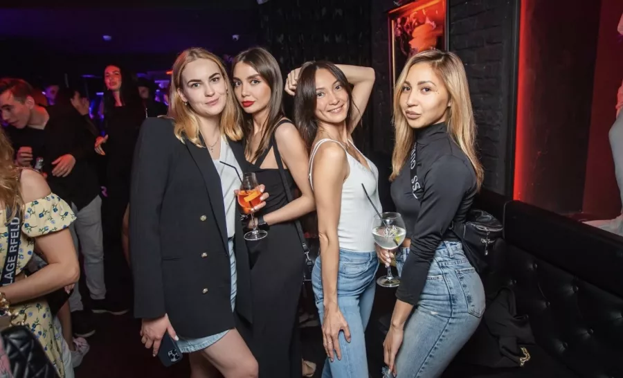 Ночной клуб Secret bar в Калининграде: Бар, Алкоголь , Знакомства , Танцы , Вечеринки , Ночной клуб,