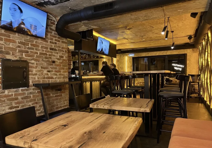 Бар Morrison bar в Калининграде: Вечеринки, Знакомства, Бар, Танцы, Шоу,
