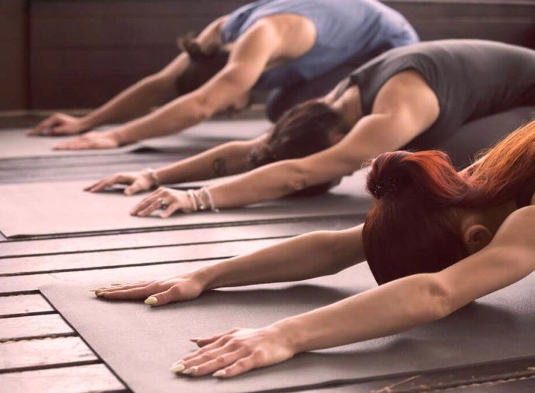 Студия Йоги YogaSphera в Нижнем Новгороде: Хатха-йога, Практики для Беременных, Духовное Развитие, Кундалини-йога, Физическое Здоровье, Воздушная Йога,