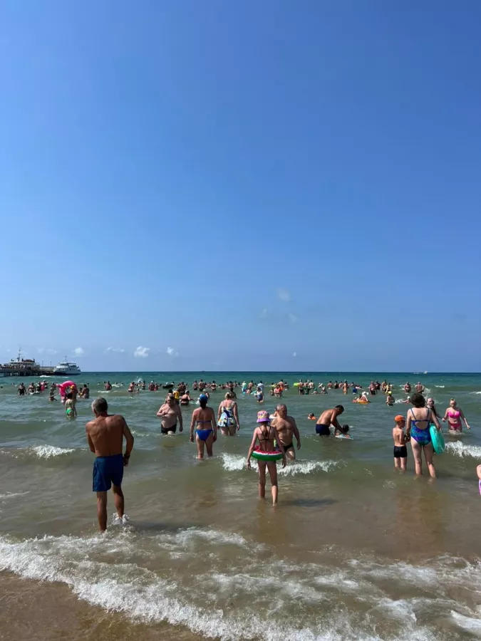 Пляж Витязево в Анапе: Пляж, Море, Аттракционы, Волейбол, Морские прогулки,