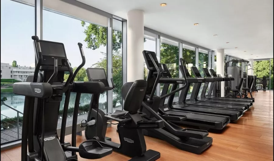 Фитнес и спа Morion SPA в Калининграде: Фитнес, Стрижка, Бассейн, Уход, Бег,