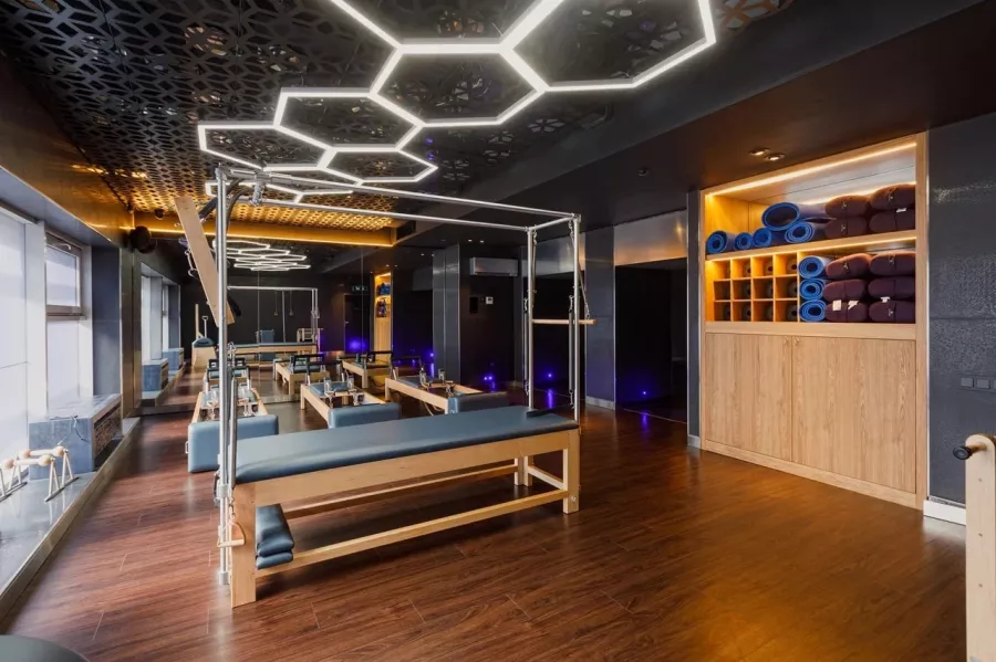 Фитнес-клуб EDGE Premium в Новосибирске: Зал, Бассейн, Тренировка, Фитнес,