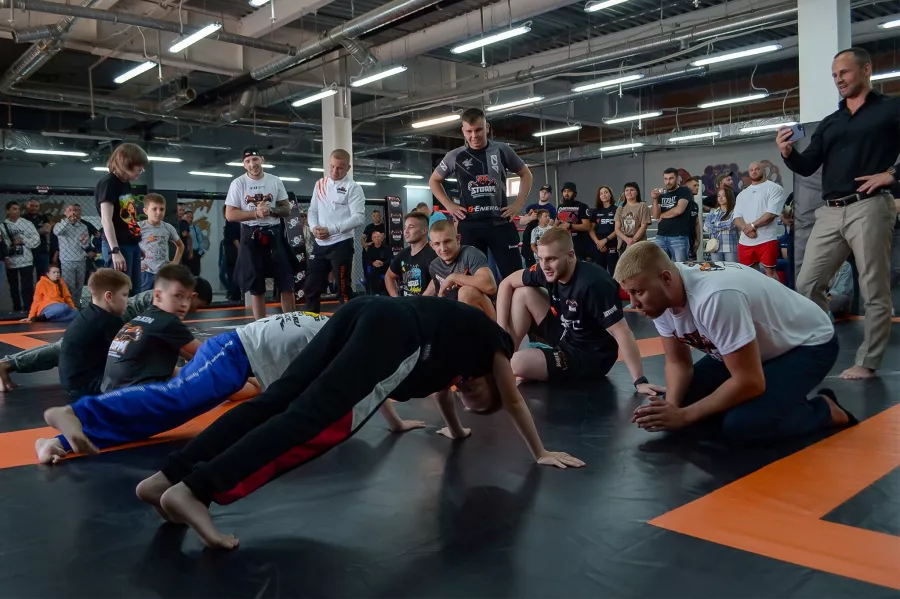 Школа единоборств Шторм в Новосибирске: Тренировка, Зал, Спортзал,