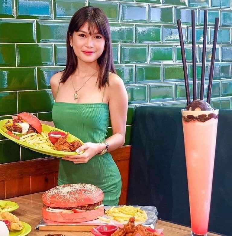 Ресторан Casa Verde в Себу: Еда, Ресторан, Бургеры,