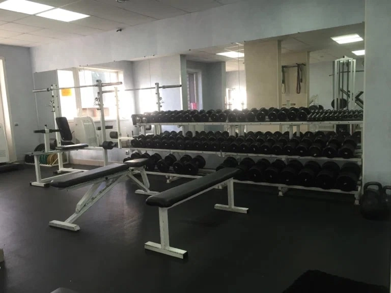 Тренажерный зал Строитель в Новосибирске: Зал, Спортзал, Фитнес, Тренировка,