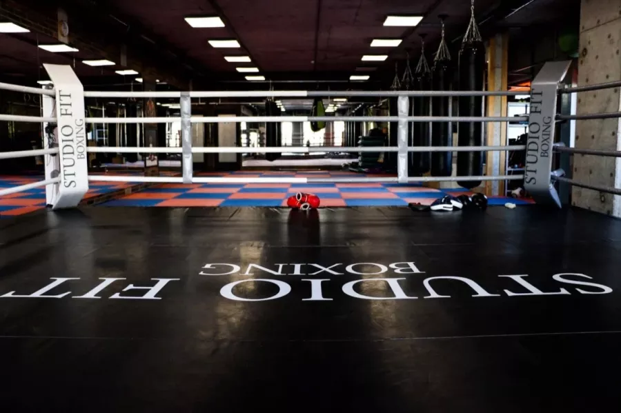 Школа тайского бокса в Новосибирске: Боевые искусства, Зал, Спортзал, Бокс, Тренировка, Спорт,