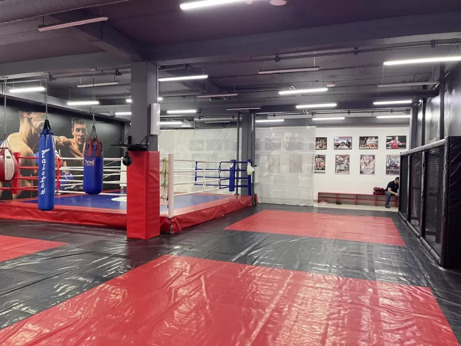 Спортивный центр Чемпион в Новосибирске: Зал, Спортзал, Тренировка, Фитнес,