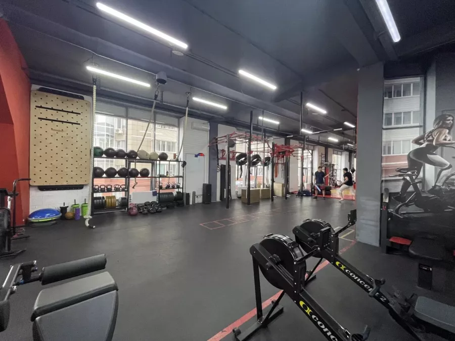 Спортивный центр Чемпион в Новосибирске: Зал, Спортзал, Тренировка, Фитнес,