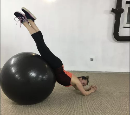 Женская фитнес студия Amanda fitness в Калининграде