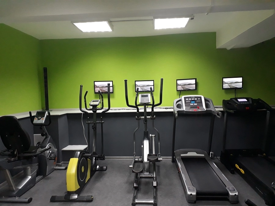 Женский тренажерный зал и фитнес Frau Gym & Fit в Нижнем Новгороде: Тренажерный Зал, Кардиозона, Фитнес, Зона Свободных Весов, Консультация Тренера, Групповые занятия,