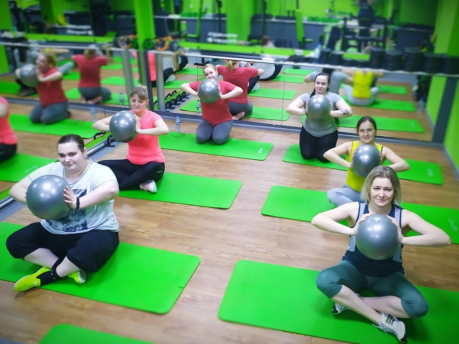 Женский тренажерный зал и фитнес Frau Gym & Fit в Нижнем Новгороде: Тренажерный Зал, Кардиозона, Фитнес, Зона Свободных Весов, Консультация Тренера, Групповые занятия,