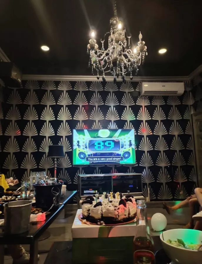 Караоке Music One в Себу: Песни, Круглосуточно , Бар, Караоке, Музыка,