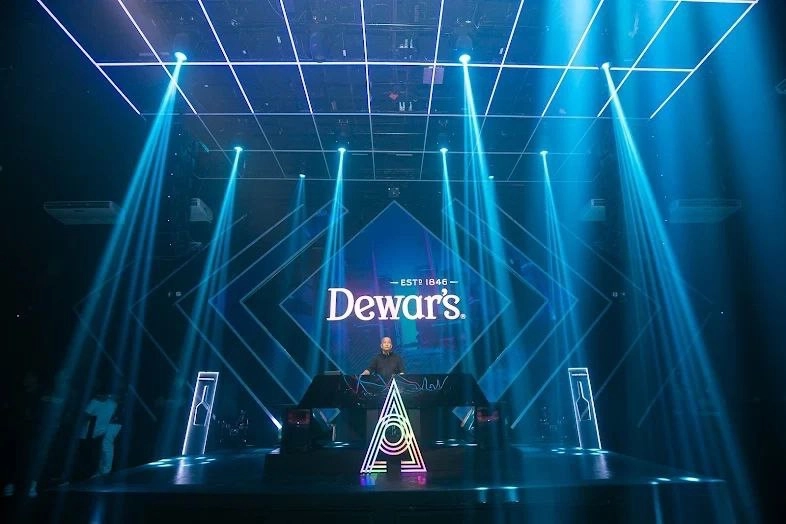 Ночной Клуб Apex в Себу: Дискотека, Диджей, Танцы, Движуха, Ночной клуб,