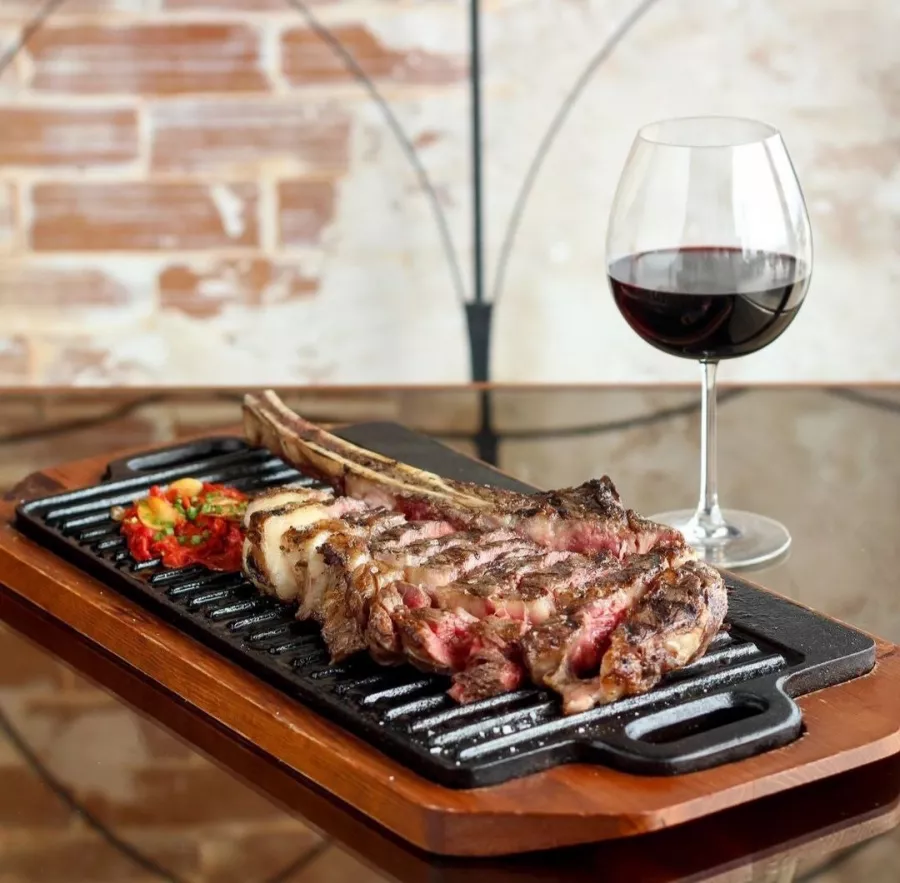 Ресторан Barcino Cebu в Себу: Еда, Ресторан,