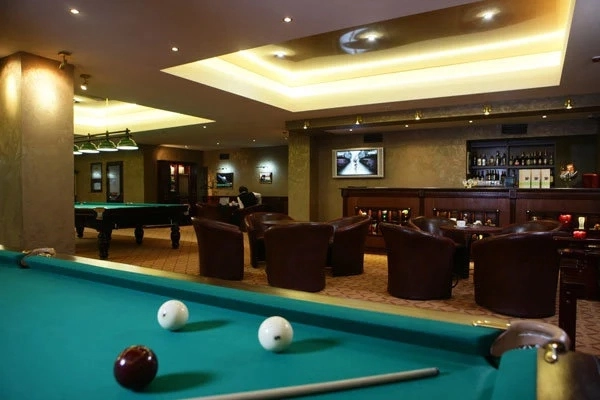 Бильярдный клуб "Весна"