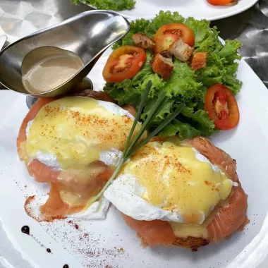Кафе «Cafe Des Amis»