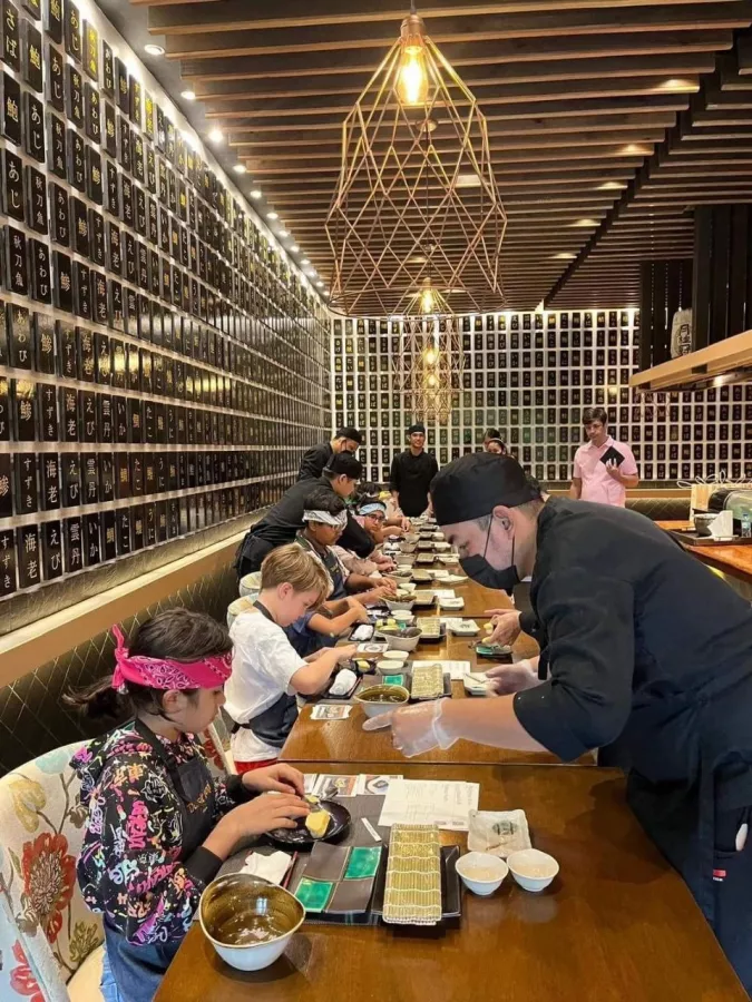 Отель Dusit Thani Manila в Манила: Отель 😴, Hotel, 5 звёзд, 5 stars,