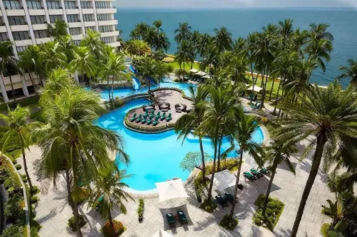 Отель Sofitel Philippines Plaza Manila в Манила