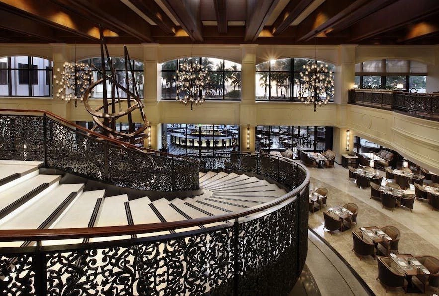 Отель Sofitel Philippines Plaza Manila в Манила: Hotel, 5 звёзд , 5 stars, Отель,