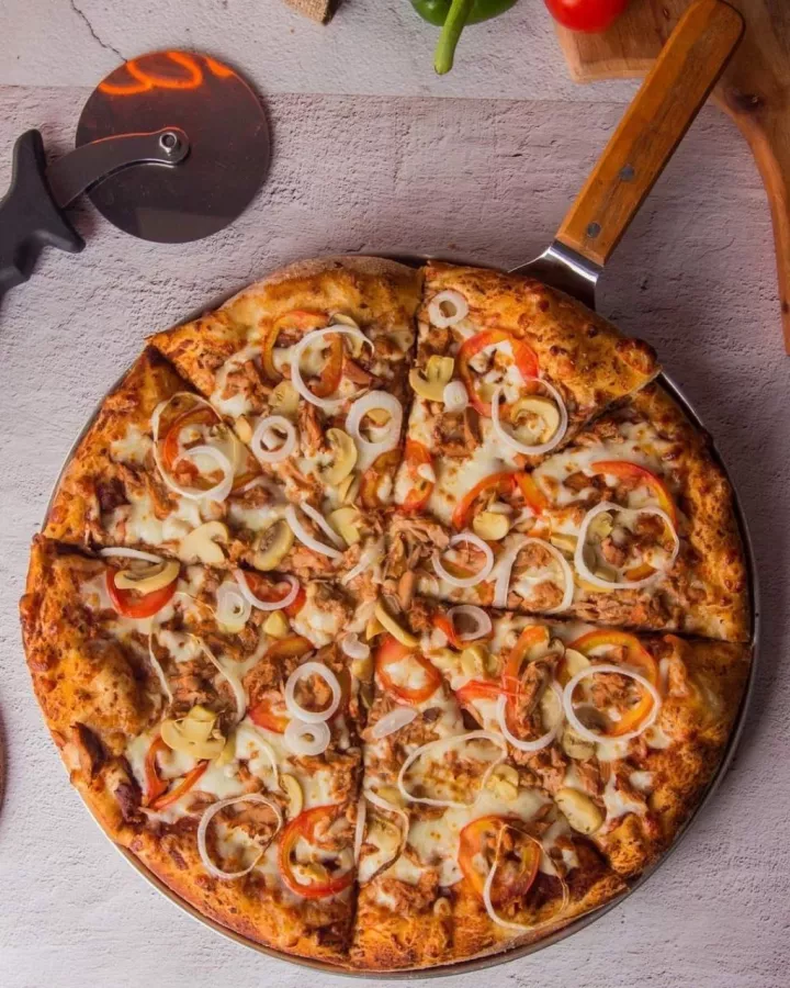 Пиццерия Big Three Pizza в Себу: Еда, Кафе, Пицца,