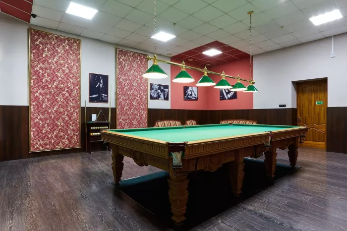 Бильярдный клуб "Занзибар"