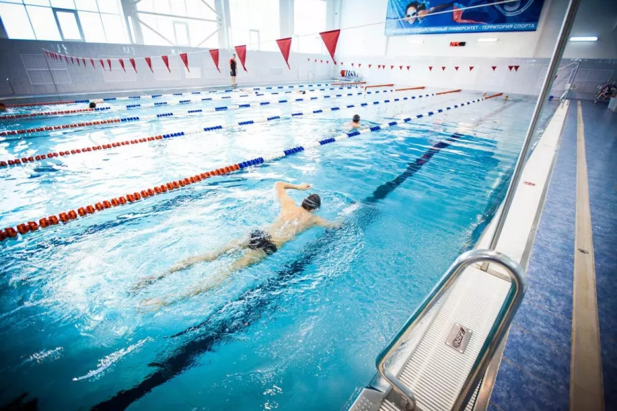 Крытый плавательный бассейн Акваклуб в Ульяновске: Детям, Бассейн, Плавание,