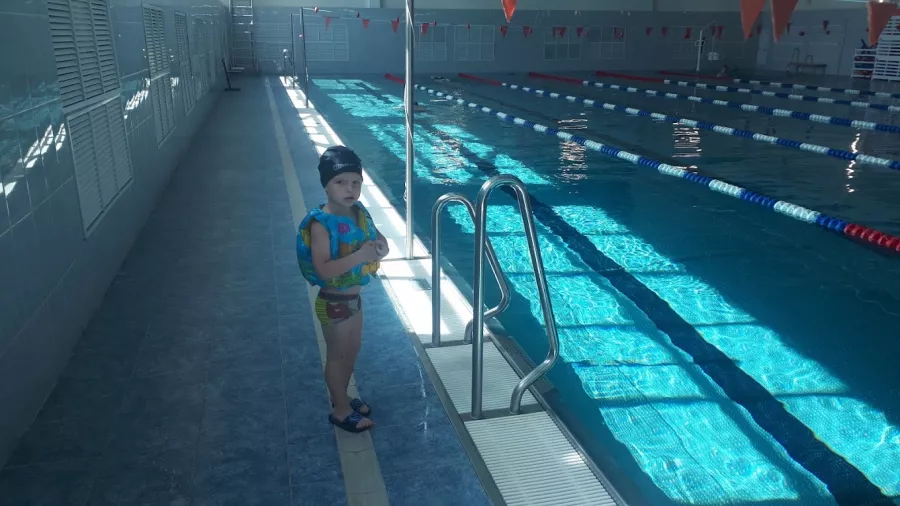 Крытый плавательный бассейн Акваклуб в Ульяновске: Детям, Бассейн, Плавание,