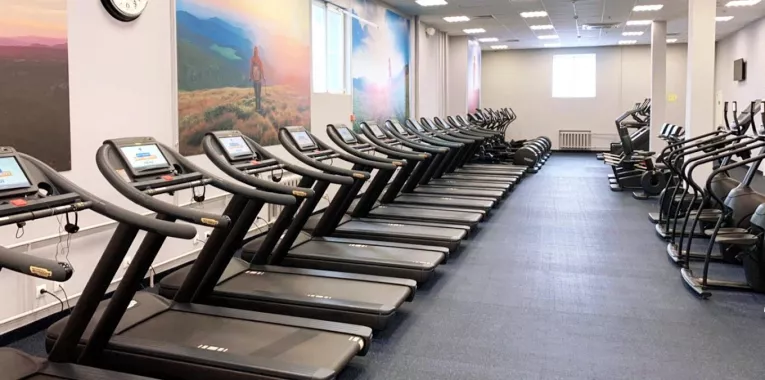 Спортклуб "Fitness House"