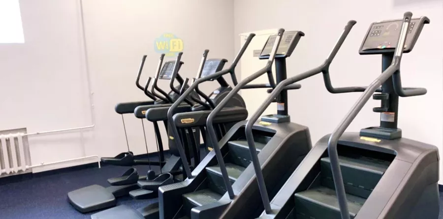Спортклуб Fitness House в Ульяновске: Бассейн, Тренажёрный Зал, Спа-зона, Детские Секции, Кардиозона, Групповые занятия,