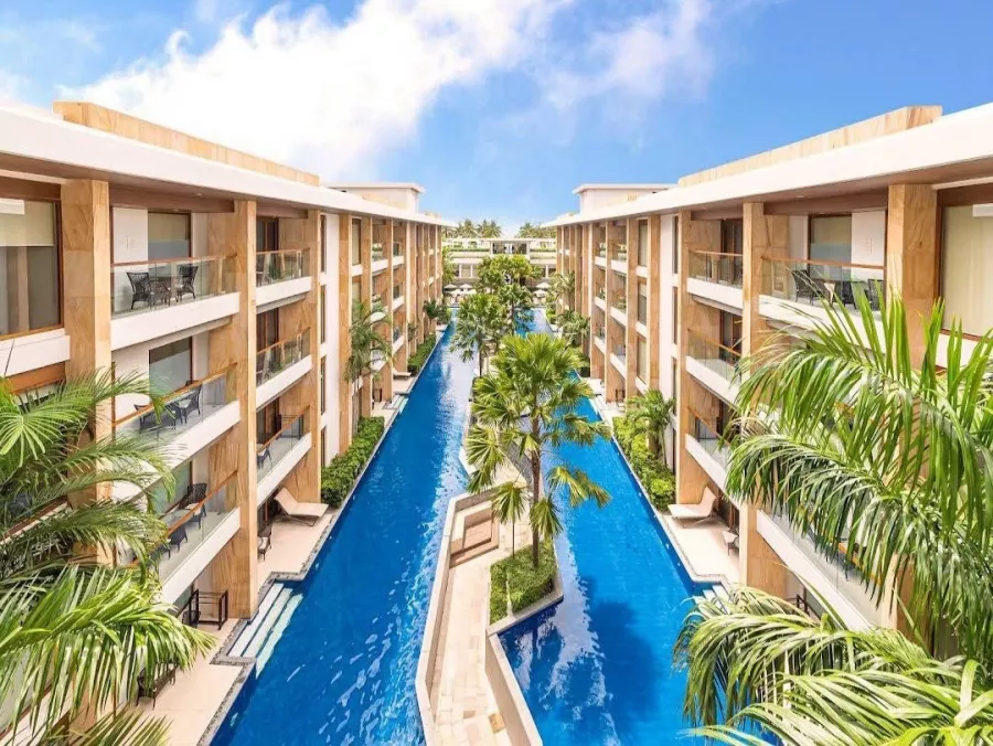 Отель Henann Crystal Sands Resort в Боракай: Hotel, Swimming pool , Бассейн , Отель,