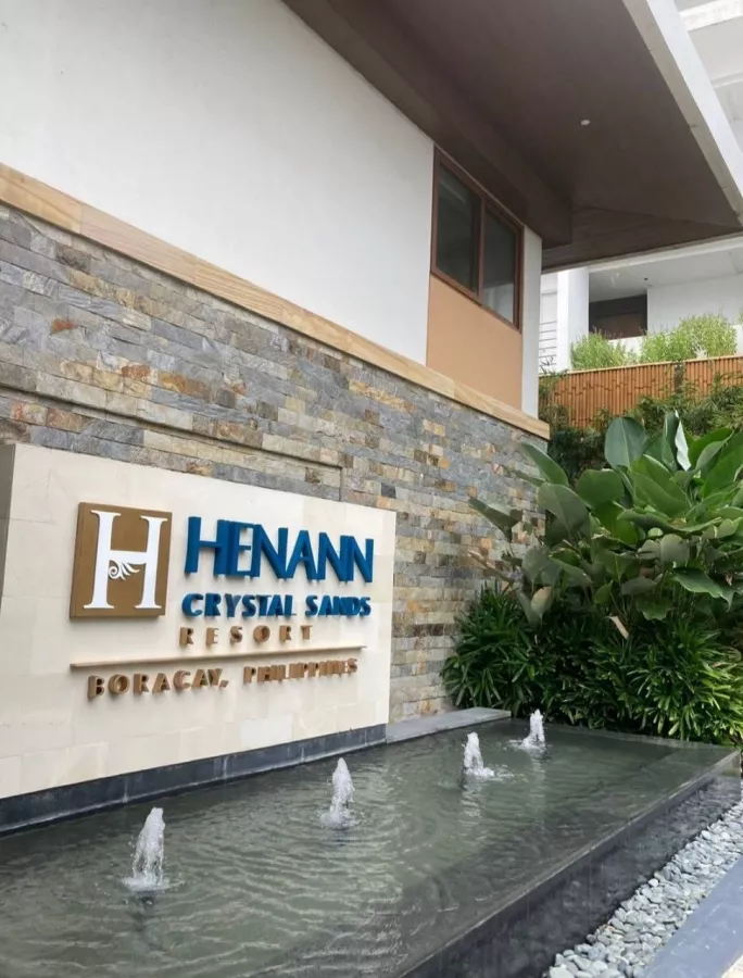 Отель Henann Crystal Sands Resort в Боракай: Hotel, Swimming pool , Бассейн , Отель,