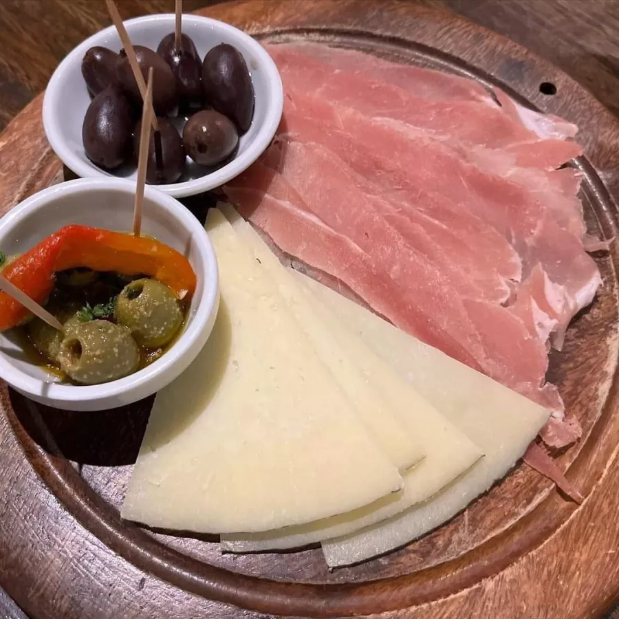 Ресторан Dos Mestizos в Боракай: Испанская кухня , Spanish food, Restaurant , Ресторан,