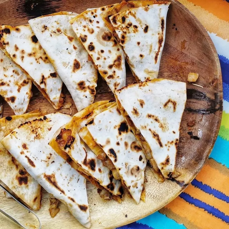 Кафе Buen Comer Poquellas в Манила: Мексиканская кухня , Mexican food, Cafe, Кафе,