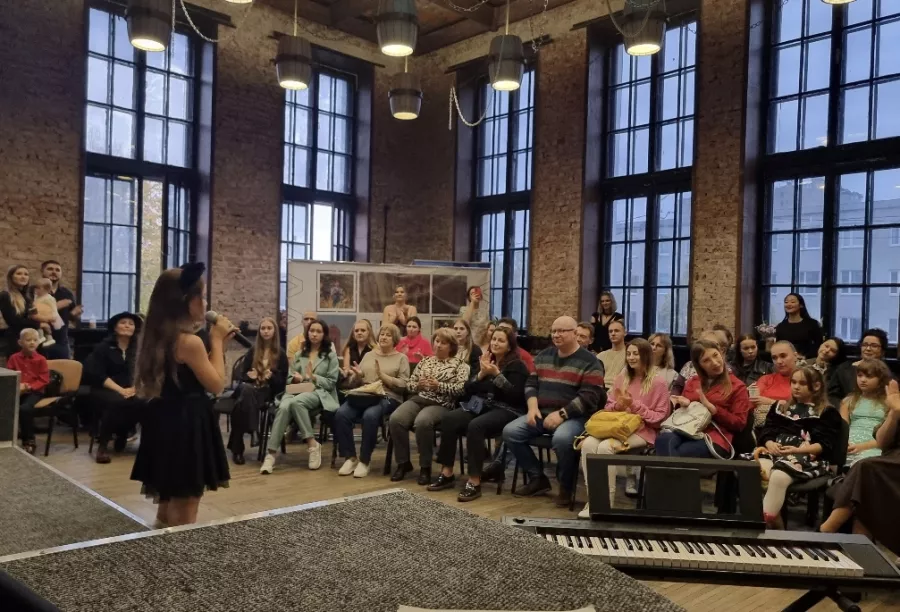 Студия вокала Black&white в Калининграде: Вокал, Музыкально, Учимся, Песни, Музыка,