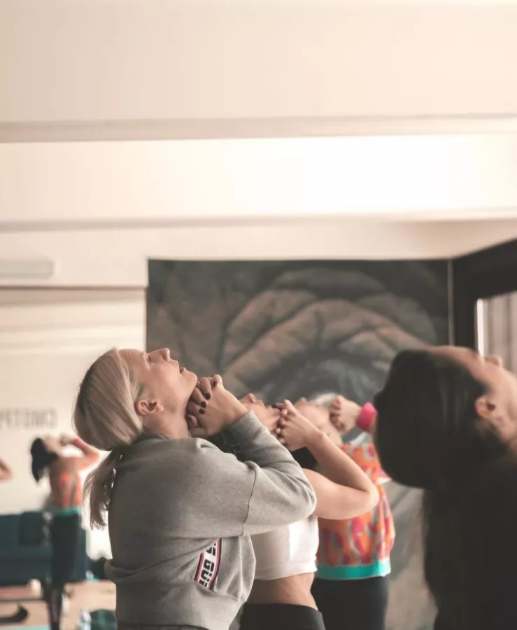 Студия Йоги Bikram Yoga Spb в Санкт-Петербурге: Йога , Yoga, Studio, Студия, Медитация , Растяжка , Meditation , Stretching ,