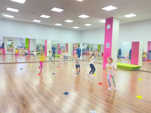 Частный детский сад Smile School  в  Москве