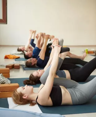 Школа Йоги «Zona Yogi»