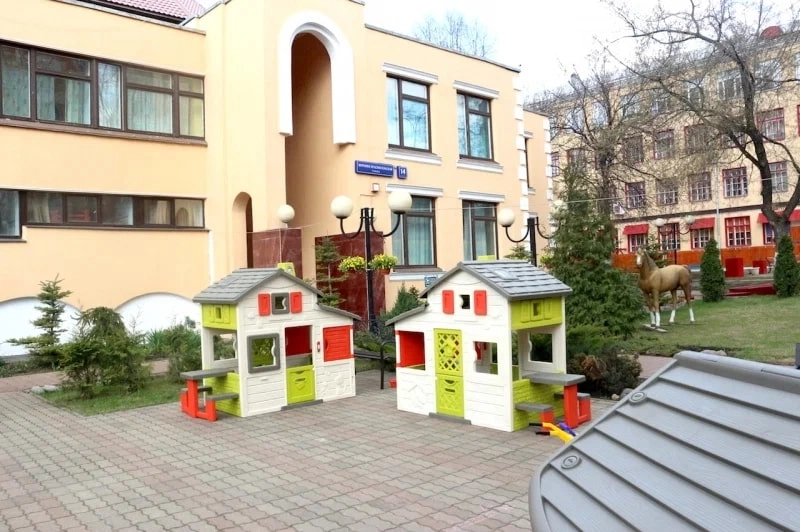 Частный английский детский сад Кембриджуниор в Москве: Ясли, Дети 1+, Садик, Воспитание детей,