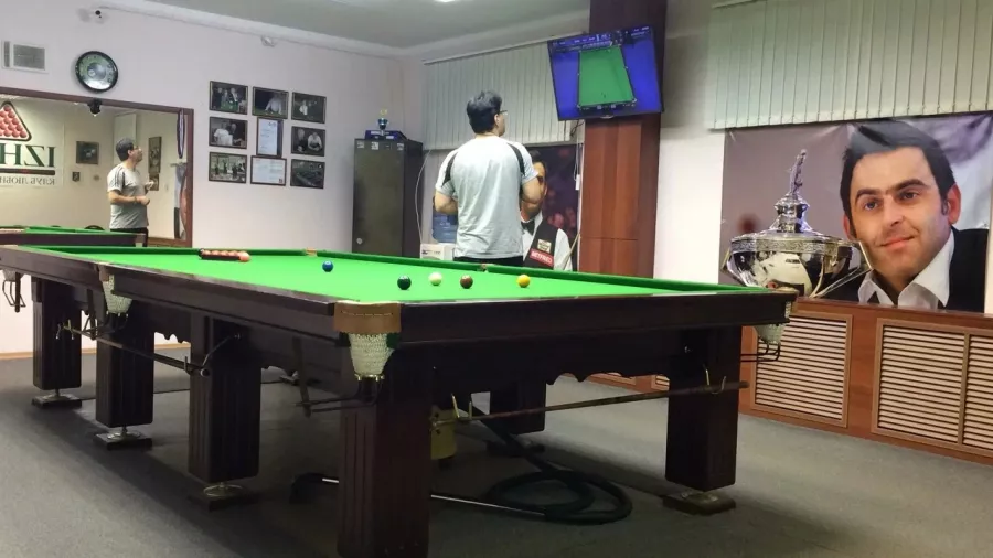 Бильярдный клуб Izhevsk Snooker в Ижевске: Русский Бильярд, Игра, Турнир, Пул,
