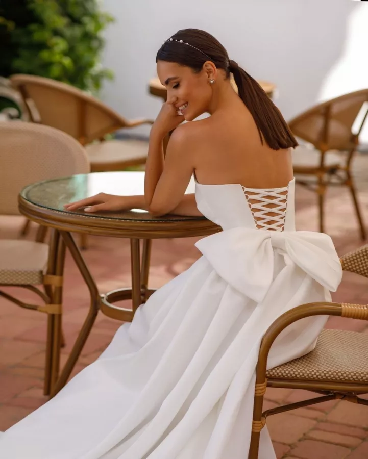 Свадебный салон PRIMA BRIDAL в Москве: Свадебный салон, Свадебное платье, Диадемы, Бракосочетание , Салон, Для влюбленных, Невеста ,