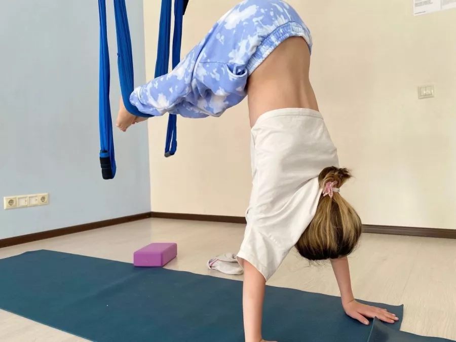 Студия Йоги Четыре Стихии в Екатеринбурге: Студия, Растяжка, Медицина,